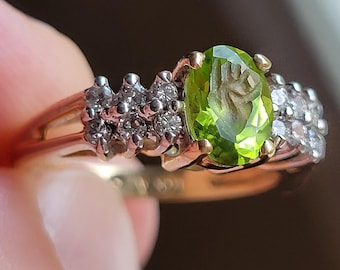 14k gold ring set with a peridot intaglio carved heart and diamonds size 5.5