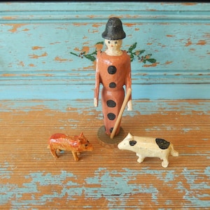 Vintage LARGE Pig Farmer Wooden Erzgebirge Figure With 2 Pigs ~ Putz Miniatures ~ Toys Made In Germany