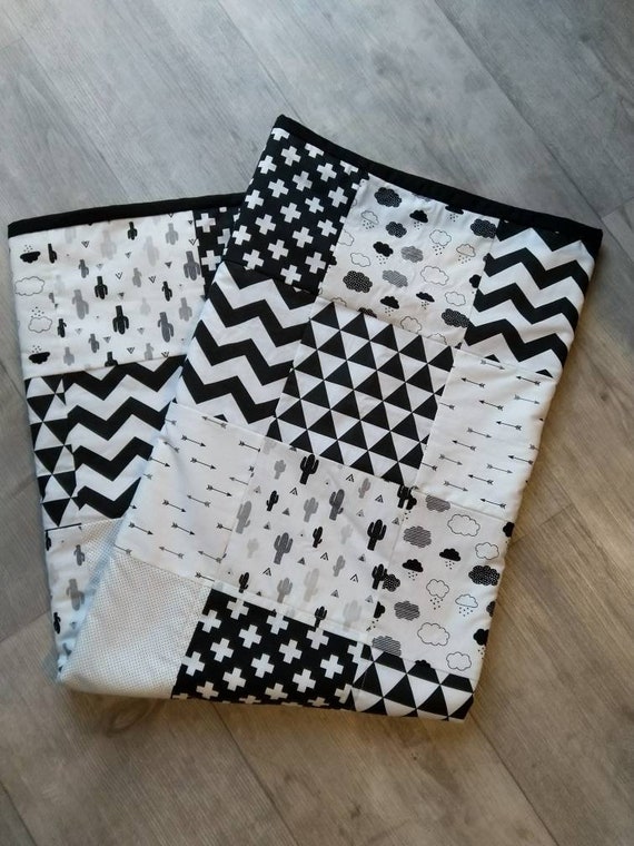 monochrome nursery bedding