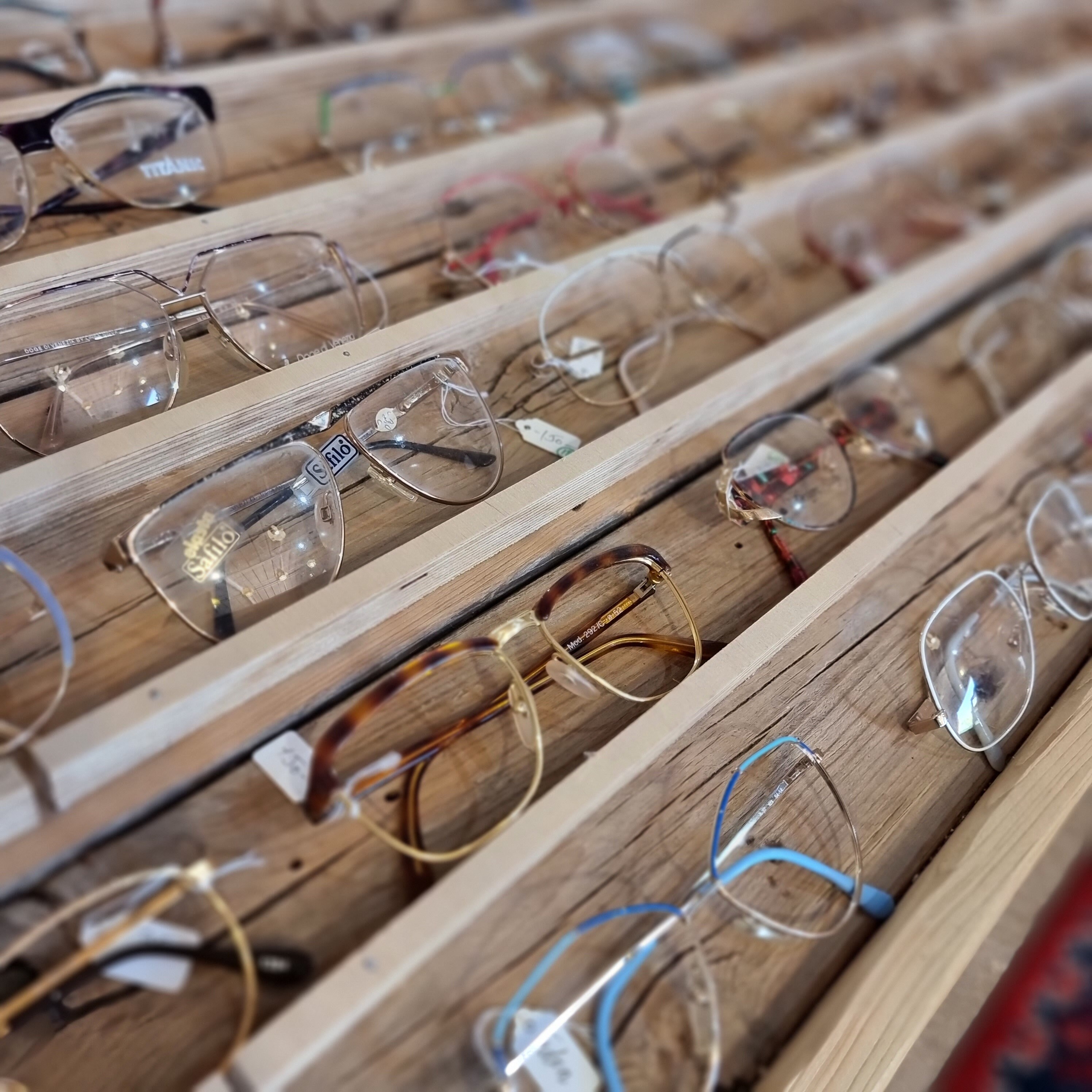 Wholesale Vintage Eyeglasses, 70s 80s Assorted NOS Vintage  display picture 1