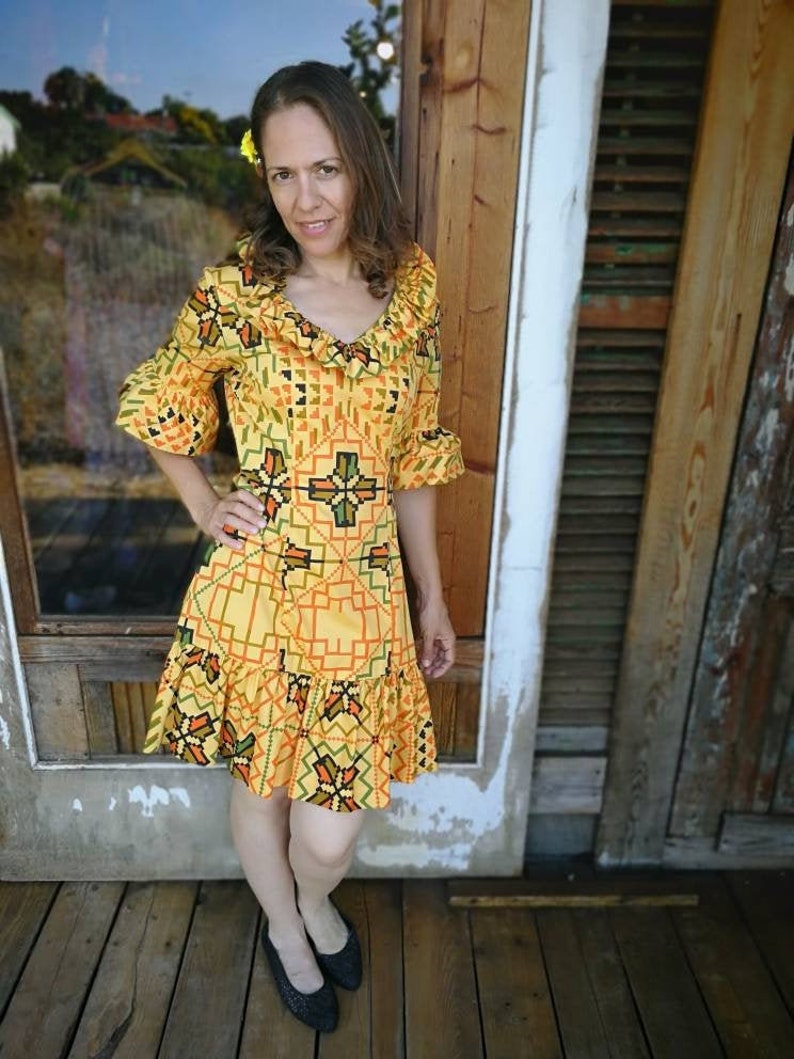 Cotton Ruffle Dress 70s Vintage Yellow Dress Short Sleeve Summer Dress Size S Small Geometric Print Dress