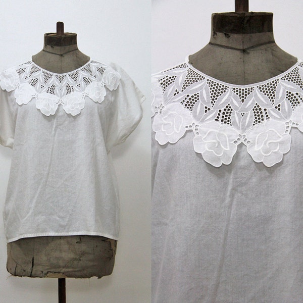 vintage white lace blouse / big flowers lace shirt