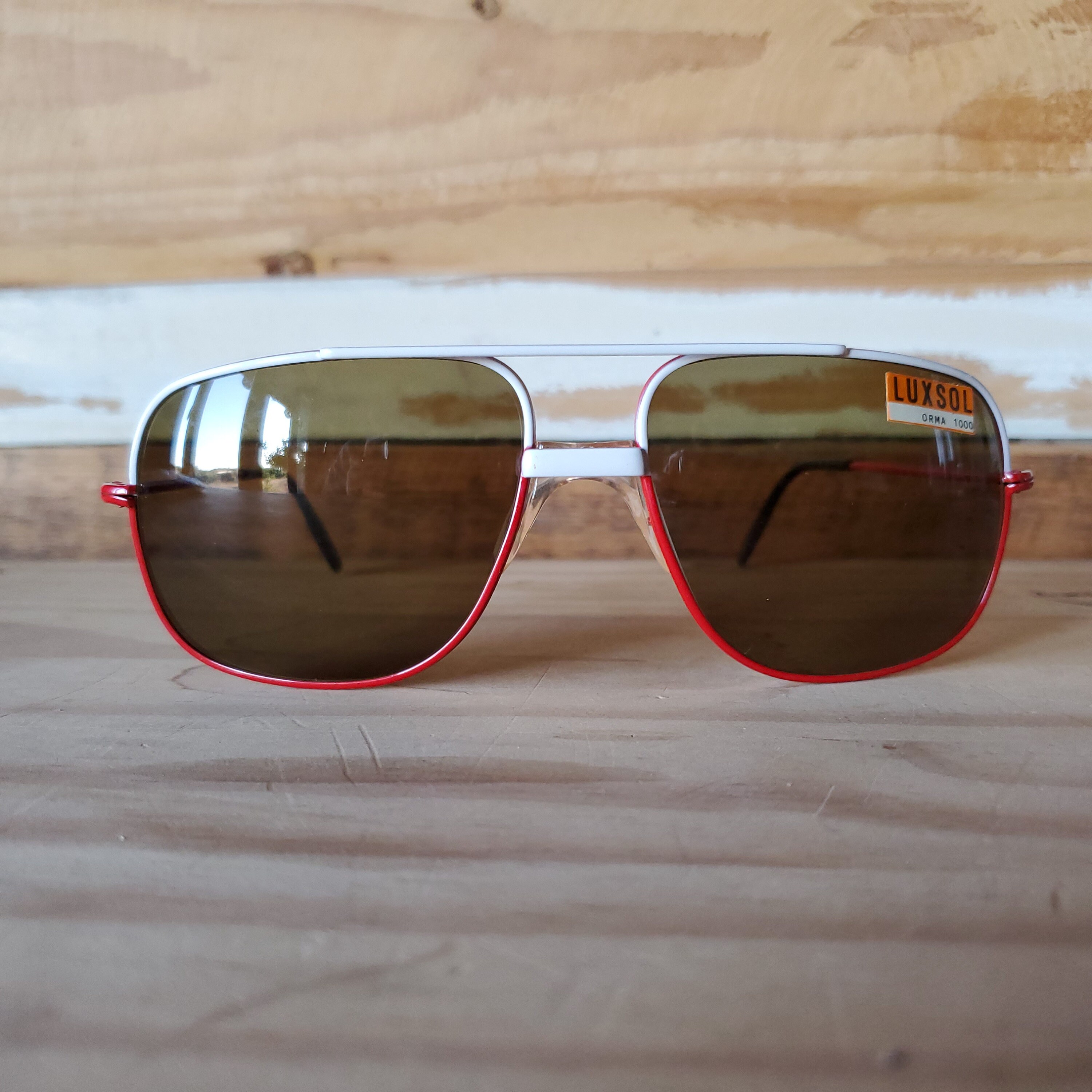 True Vintage 1970s 1980s Cool Ray Red Unisex Windsheild Aviator sunglasses Vintage Men Sunglasses, 80s Red Aviator Sunglasses, White  main image 2