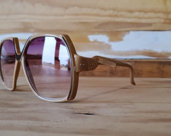 Vintage Oversize Square 70s Sunglasses FRAMES ONLY, Beige  display picture 1