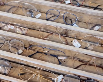 卸売ヴィンテージ眼鏡、70年代80年代のさまざまなNOSヴィンテージ眼鏡