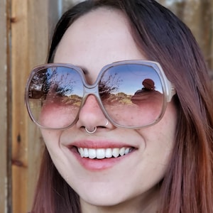 Sunglasses, Women Sunglasses, 70s Woman Sunglasses, Oversize Square Vintage Sunglasses, Large Brown Vintage Sunnies, New Old Stock Eyewear