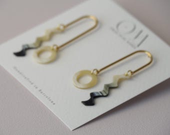 Geometric Flower Earrings. Minimalist Handmade Jewelry. Everyday Floral Earrings. Lightweight Modern Jewelry. Gift for Her