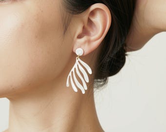 White Coral Earrings, Mother of Pearl Jewelry, Organic Seaweed Dangle Earrings, Eco Friendly Vegetable Resin, Minimalist Summer Jewelry