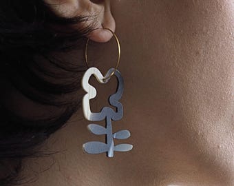 Minimalist Flower Earrings. Unique Geometric Earrings. Vegetable Acetate Flowers. Contemporary Earrings. Original Gift for Her