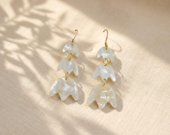 Tulip Flower Dangle Earrings, Mother of Pearl Effect Botanical Jewelry, Organic Plant Based Resin Earrings, Lightweight Floral Gift for Her