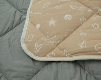 Organic Cotton Play Mat/Quilted Blanket - Solid Gray/Love Hazelnut