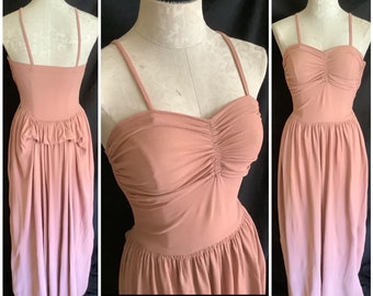 Wounded Bird* Vintage 1940s 40s dusty rose pink rayon crepe sweetheart bodice party gown sz S