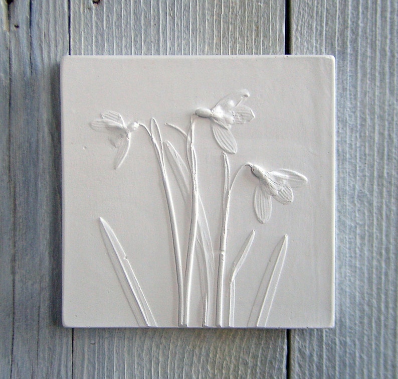 Snowdrop No.1 Limited Edition, Plaster Cast Plaque, botanical art, flower tile, nature art, gifts for her, wedding gifts, gifts for home image 2