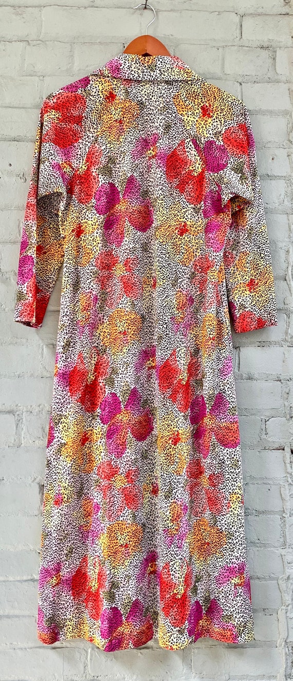 vintage 1970s floral midi shirt dress 70s zip up … - image 9