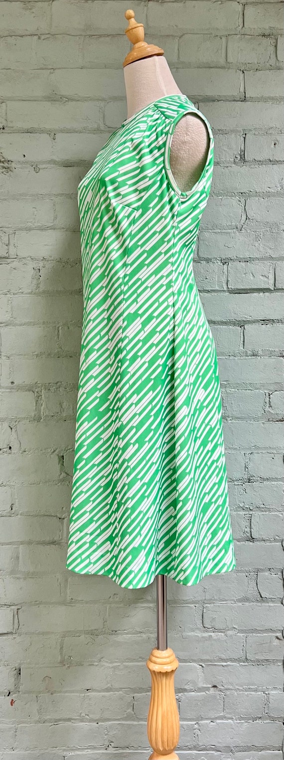 vintage 1960s sleeveless mod dress 60s geometric … - image 4