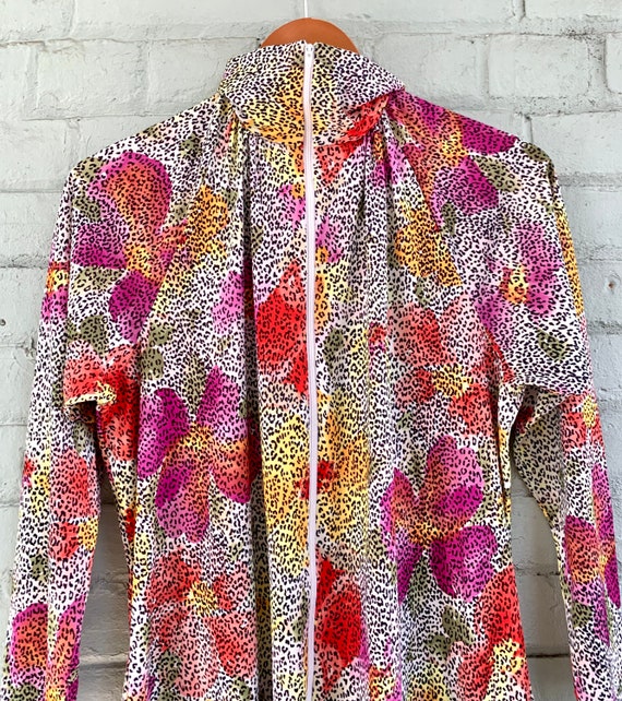 vintage 1970s floral midi shirt dress 70s zip up … - image 8