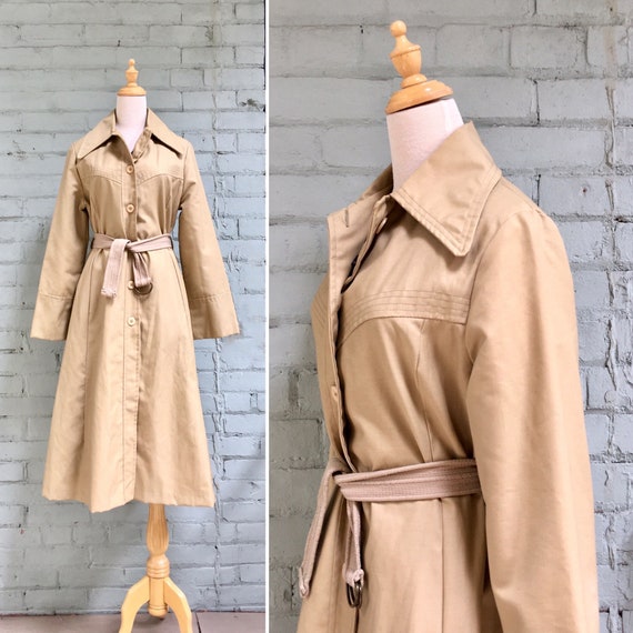 vintage 1970s trench coat / 1970s boho belted coat