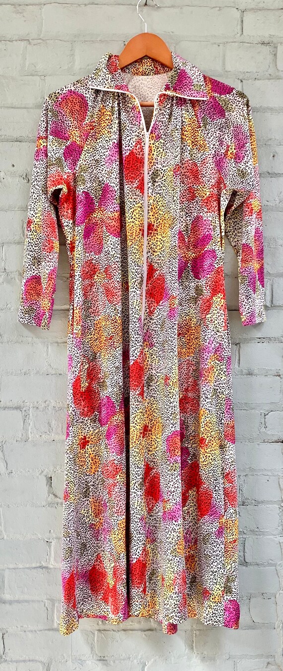 vintage 1970s floral midi shirt dress 70s zip up … - image 6