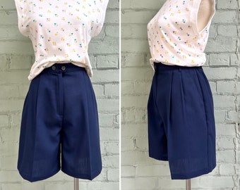 vintage 1990s navy pleated shorts 90s high waisted walking shorts preppy casual golf shorts / medium
