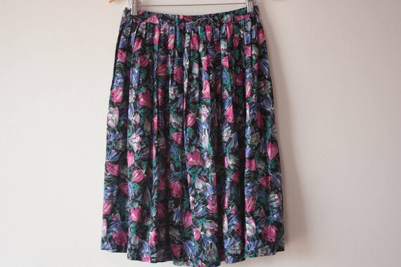 mid length skirts 90s