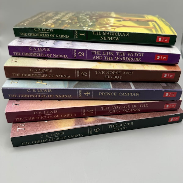 Chronicles of Narnia Books 1-6:  Scholastic Edition Set (Missing Book 7)