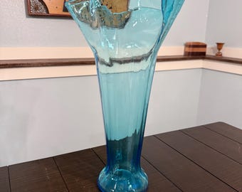 Vintage Aqua Blue Ruffled Art Glass Vase