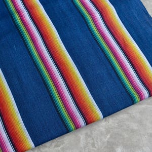Tissu d'Amérique centrale (n° 28) vendu par mètre - Bleu rouge vert noir jaune orange - 100 % coton tissé à la main du Guatemala