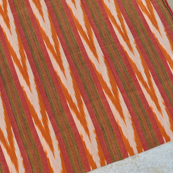 NEU! Orange + Beige Ikat Stoff (#167) aus Guatemala - 100% Baumwolle - Meterware - Geeignet für Bekleidung/Mode/Handarbeit
