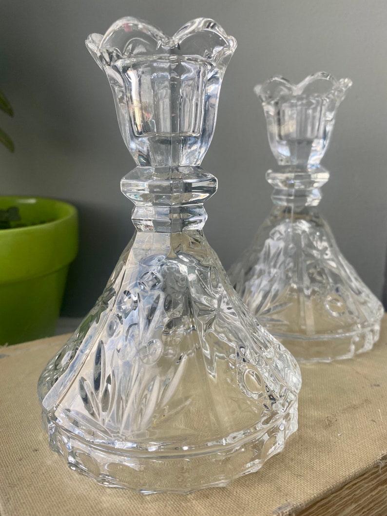 Vintage Lead Crystal Flower Taper Candlestick Holders, Anna Hutte Bleikristall Floral Crystal Decor, Vintage Tulip Candlestick Holders image 2