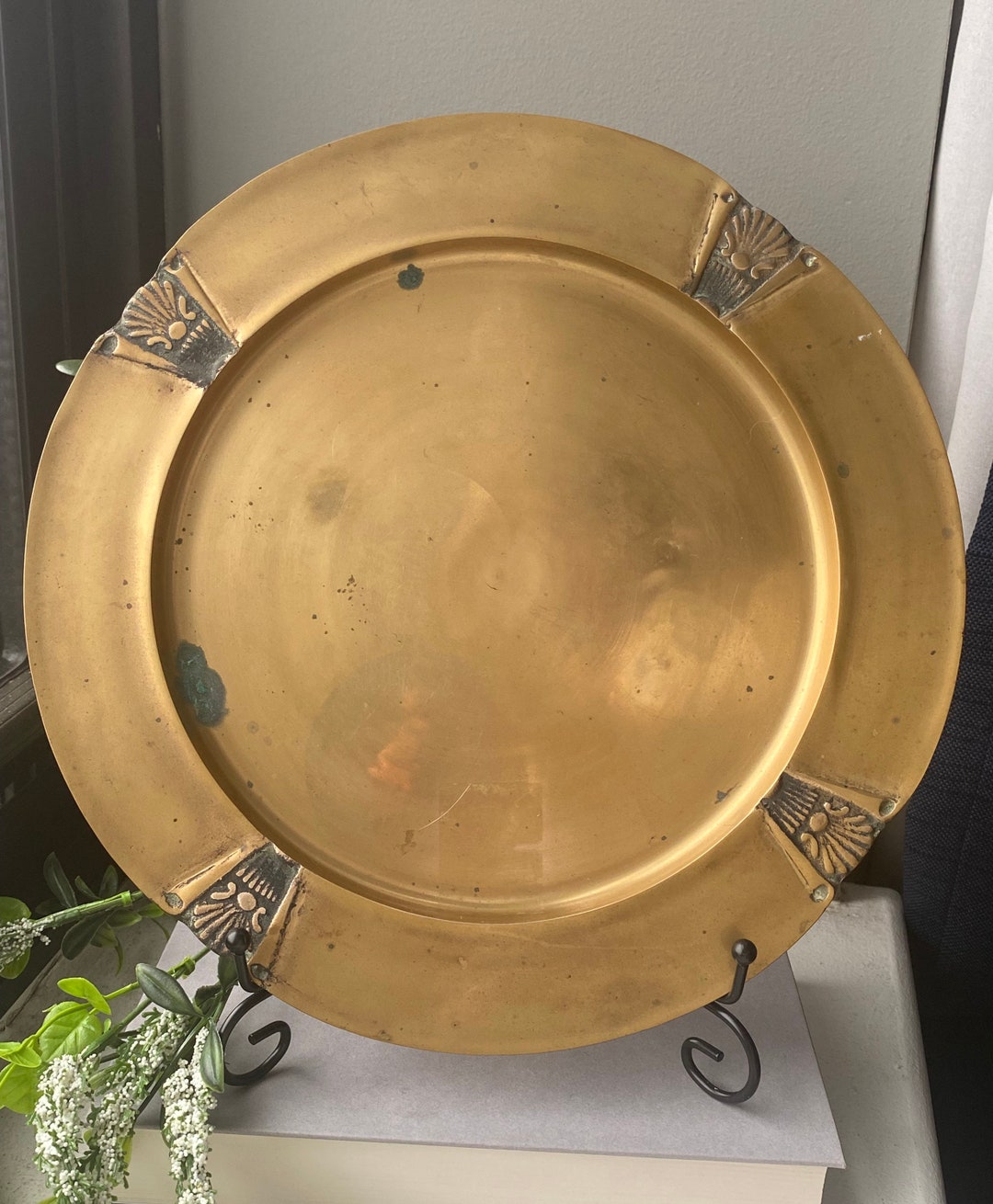 Vintage Brass Scallop Shell Plate, Vintage MCM Decorative Brass Plate