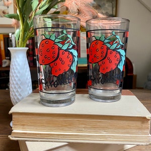 Vintage Strawberry Drinking Glasses, Black/Red Checkered Strawberry Cups, Retro Strawberry Kitchen, KIG Indonesia Strawberry Drink Tumblers