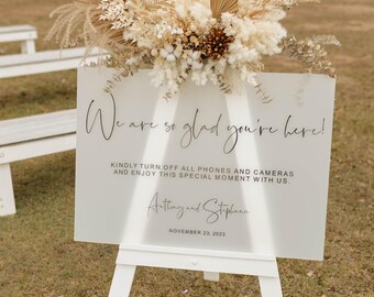 Large Acrylic Wedding Welcome Sign, Cursive Ceremony Board (90x60cm)