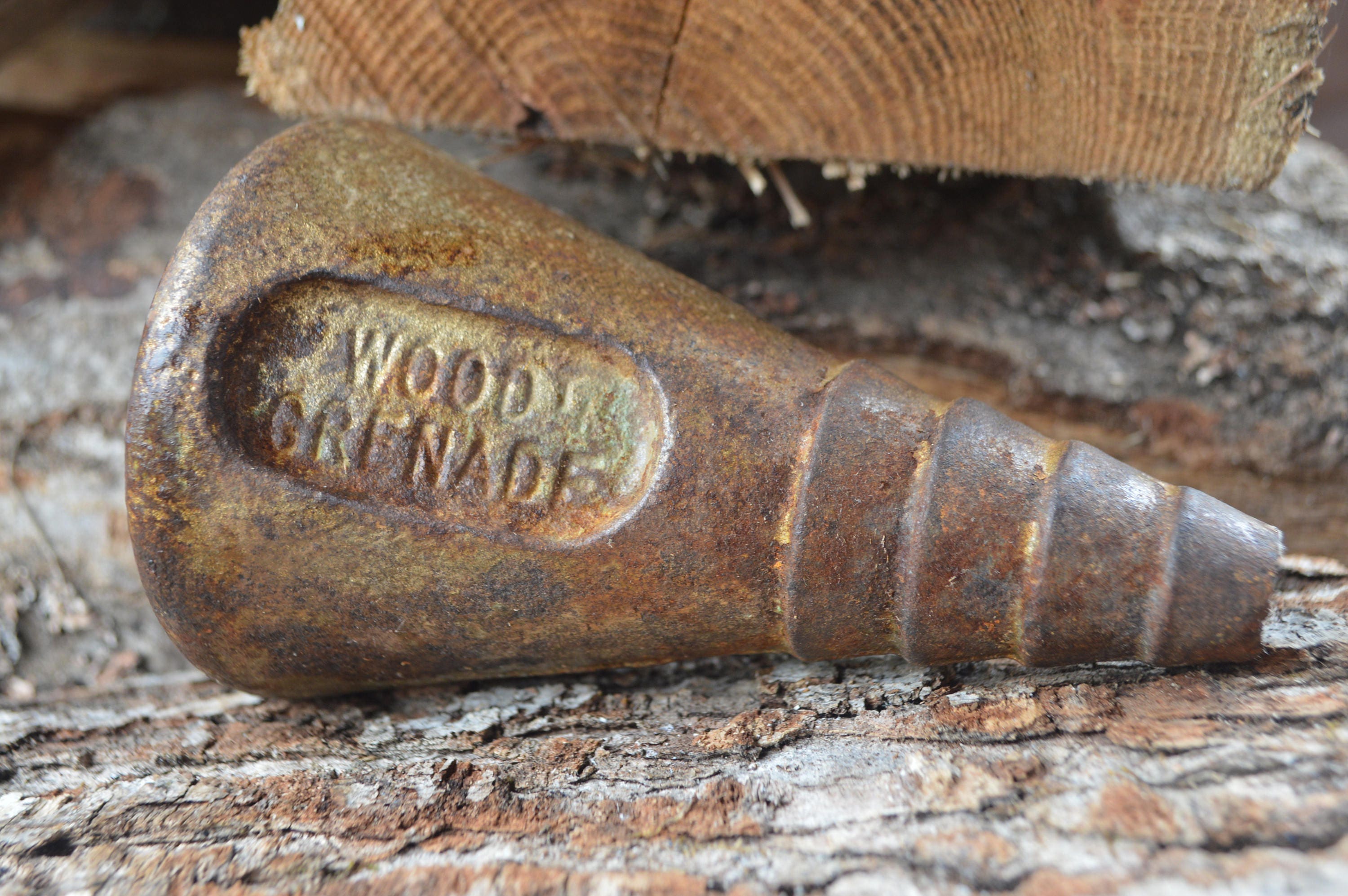 grenade splitting wedge