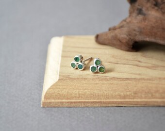 Handmade Emerald with sterling silver Stud Earring, May birthstone