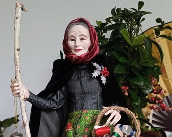 La Befana, Christmas doll, Made to order, Italian Witch, Befana doll with all attributes, pose able, 12"