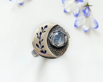 Floral Moon Ring, Ring with Blue Moonstone, Blue Moon Jewelry, Unusual Silver Ring, Moon Goddess, Witchy Gift, Lunar Jewelry, Celestial Ring