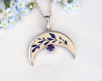 Crescent Moon with Intricate Floral Pattern Adorned with Amethyst, Moon Necklace, Feminine Energy Jewelry, Celestial Jewelry, Lunar Cycle