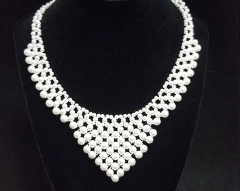 Vintage Mid-Century Faux Pearl Choker