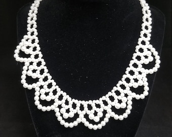 Vintage Mid-Century Faux Pearl Choker