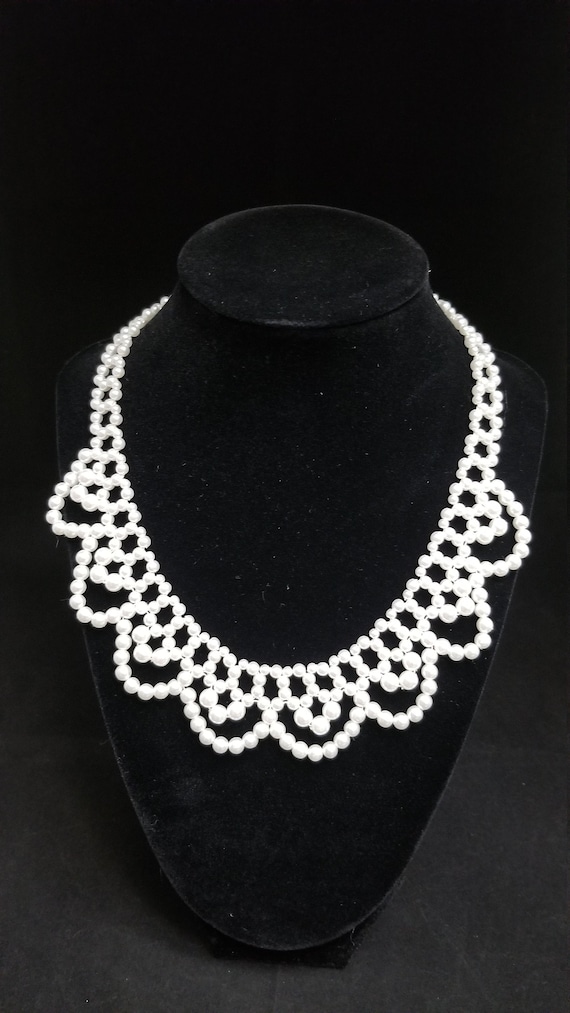 Vintage Mid-Century Faux Pearl Choker - image 1