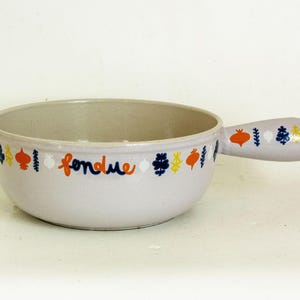 Le Creuset Savoyarde Fondue Pan Veg Design Enamel Cast Iron 1980s French Vintage