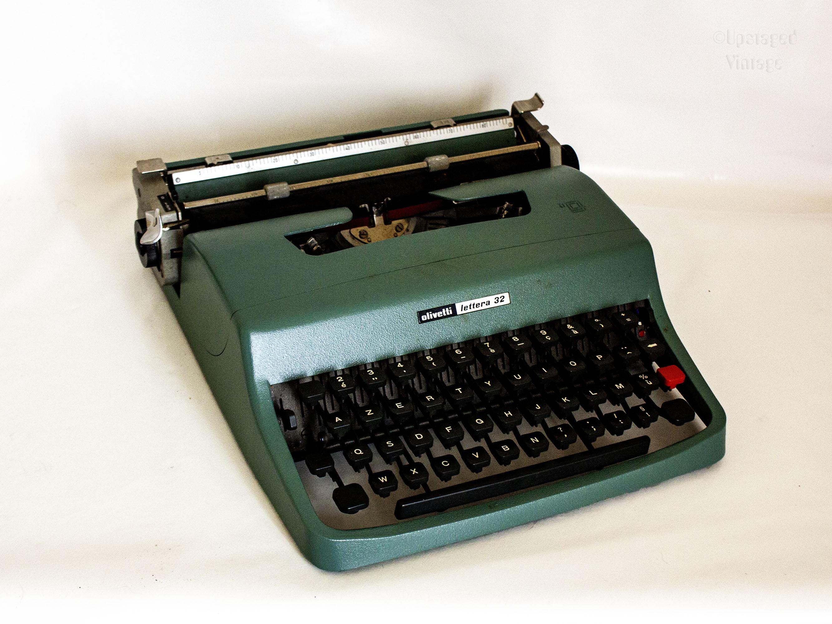 '67イタリア製 初期版 綺麗動作良 レッテラ32 ハードケース付 67イタリア製 初期版 綺麗動作良 レッテラ32 ハードケース付