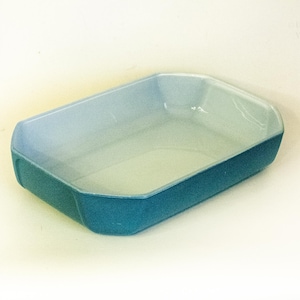 PYREX Jade Green Oven Casserole Dish Large 4 Pint 1960s/70s Vintage