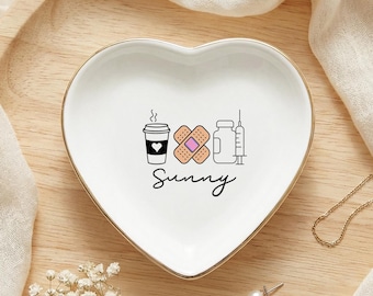 Regalo de graduación de enfermería, plato para anillos de enfermería personalizado, regalo personalizado para graduada de la escuela de enfermería, regalo de graduación de enfermera registrada para ella.