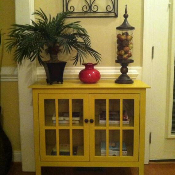 Items similar to STUNNING foyer/accent table! on Etsy