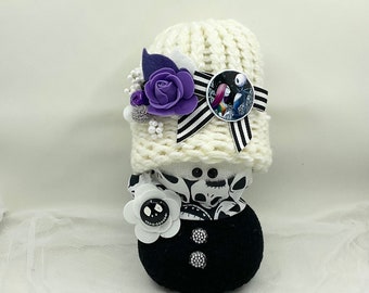 Handmade Snowman, “Snow Friends”, Nightmare Before Christmas, snowman, handmade item, xmas decor, holiday gift