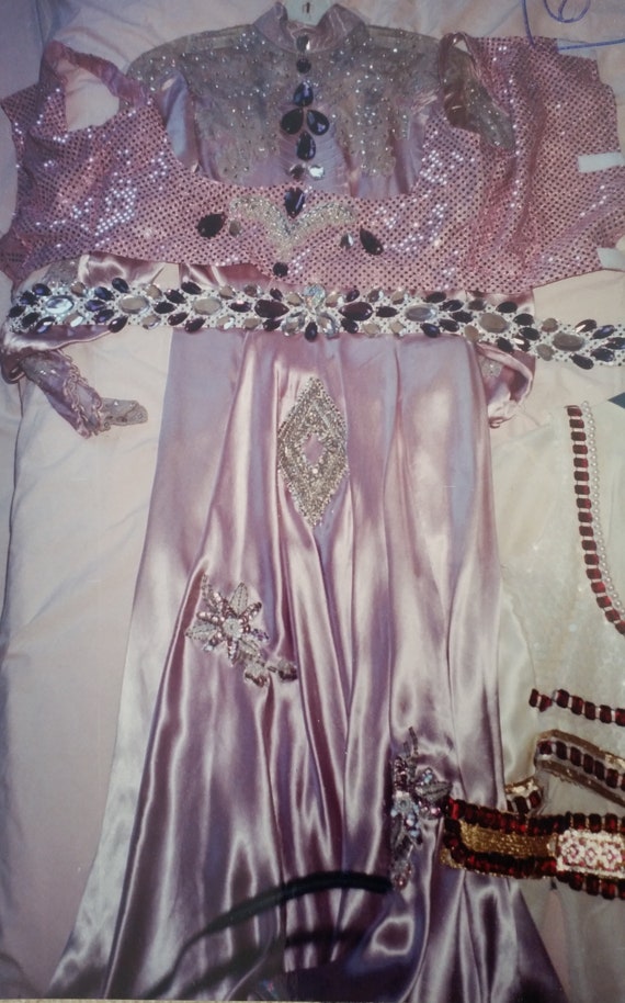Lavender, MUJRA DANCE COSTUME, - image 3