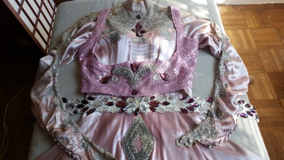 Lavender, MUJRA DANCE COSTUME, - image 10