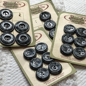 Beauclaire Emerald Green Buttons on Original Card Beauclaire Emerald Green Buttons on Original Card