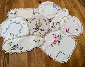 Vintage,  Embroidery Handmade Doily, Rainbow Flowers, Chain of Flowers, Flowers Bulbs, Crochet Edge, Embroidery,  Doilies